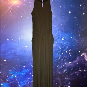 Elegant Black Jumpsuit with keyhole opening in front and back